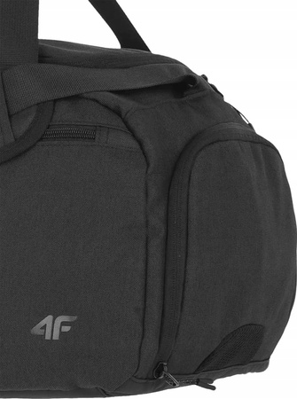 Torba treningowa podróżna 4FWSS25ATBAU015 czarny