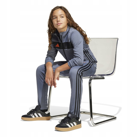 Dres dziecięcy komplet adidas TIRO ES TS Y. JD0627