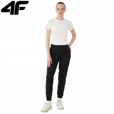 Spodnie dresowe joggery damskie 4F 4FWMM00TTROF1138 czarne
