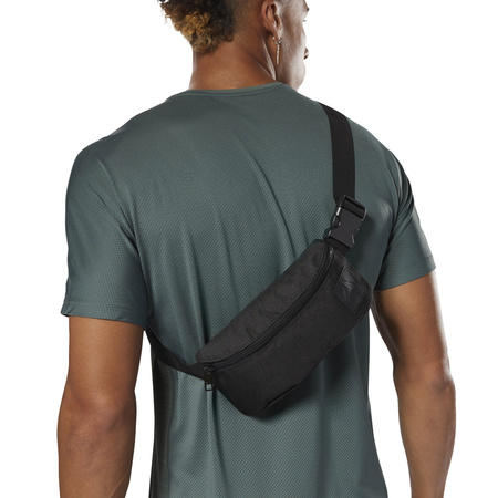 Saszetka Reebok nerka czarna DM7179