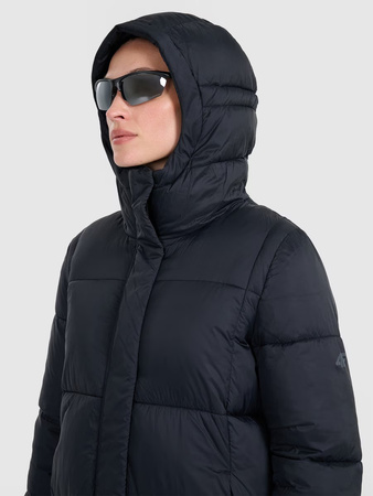 Płaszcz damski puchowy 4F z kapturem 4FWAW25TDJAF586 czarny
