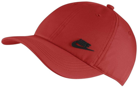 CZAPKA Z DASZKIEM NIKE AV8054-657