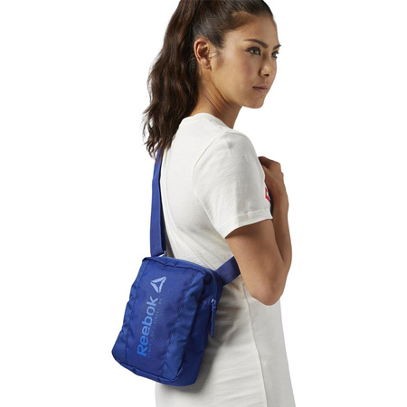  TOREBKA REEBOK BP7111 